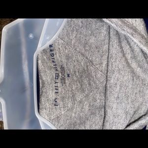 Tommy Hilfiger t- shirt